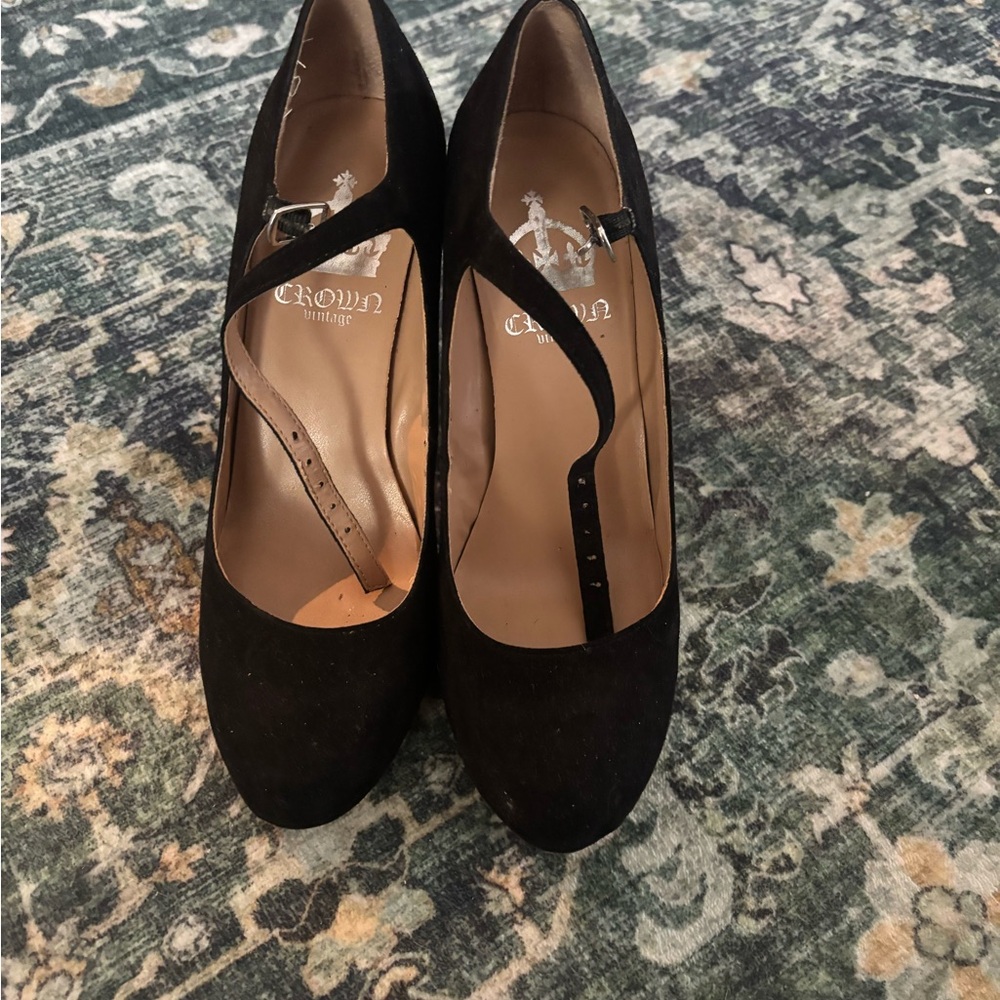 Crown Vintage Black Suede Mary Jane Pumps